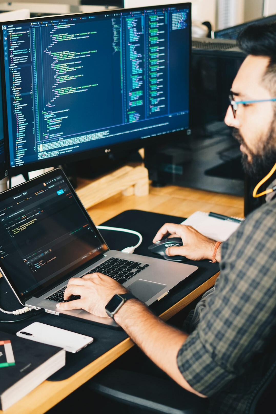 professional using analytics software